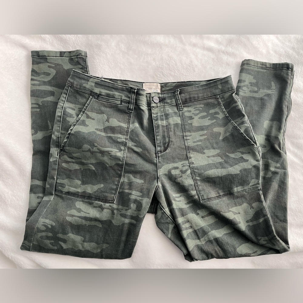 Sanctuary standard surplus camouflage pant